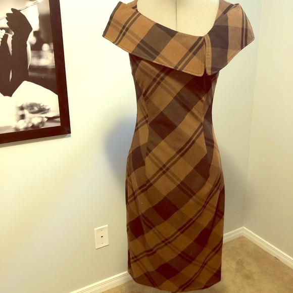 le chateau Dresses & Skirts - Retro style office dress. le chateau Dresses & Skirts - Retro style office dress.